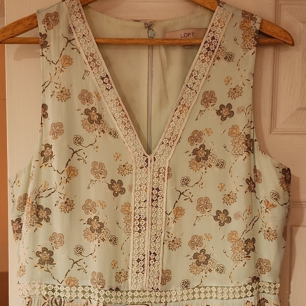 Loft Floral Sleeveless Dress - Picture 2 of 9